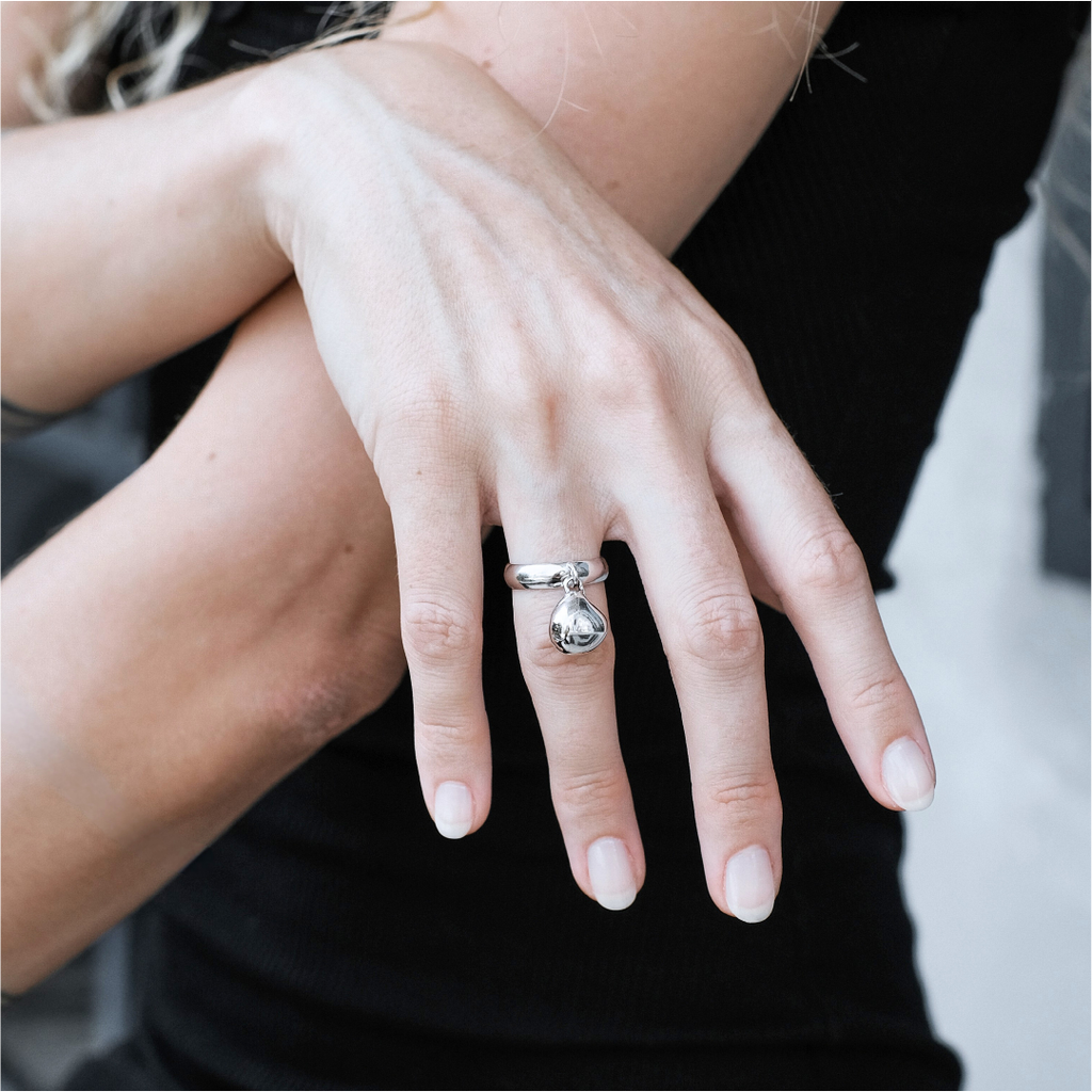 PEBBLE RING