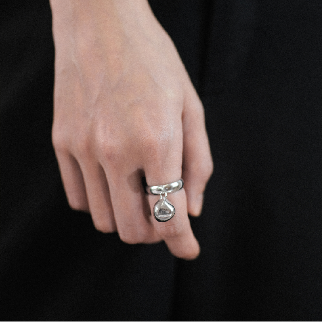 PEBBLE RING