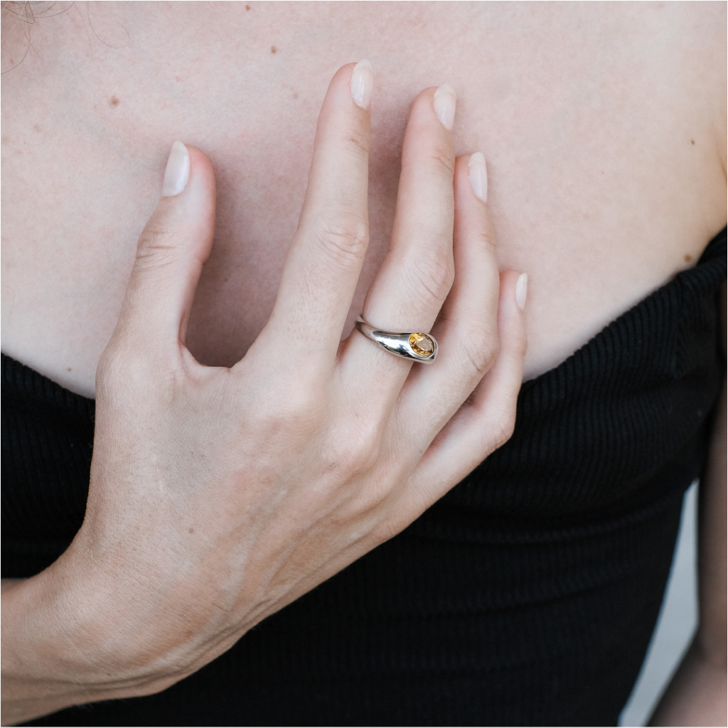 CURVE CITRINE RING