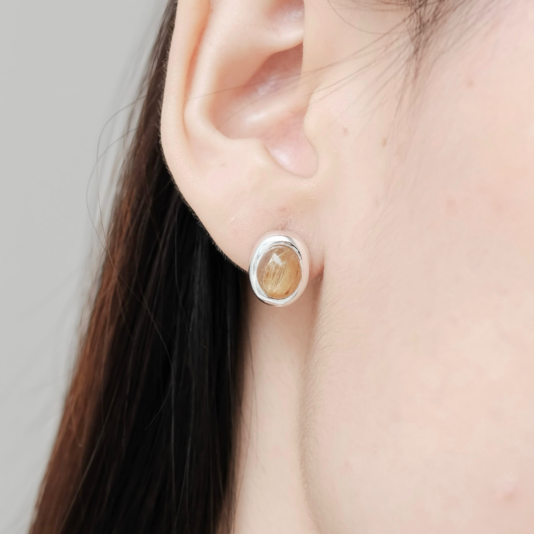 MONOCHROME GOLDEN RUTILATED QUARTZ EARRINGS