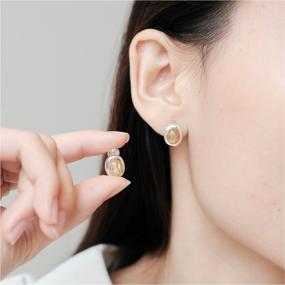 MONOCHROME GOLDEN RUTILATED QUARTZ EARRINGS