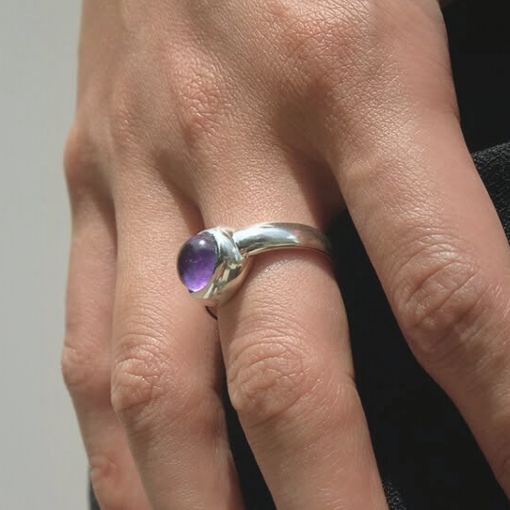 MONOCHROME AMETHYST SMALL RING